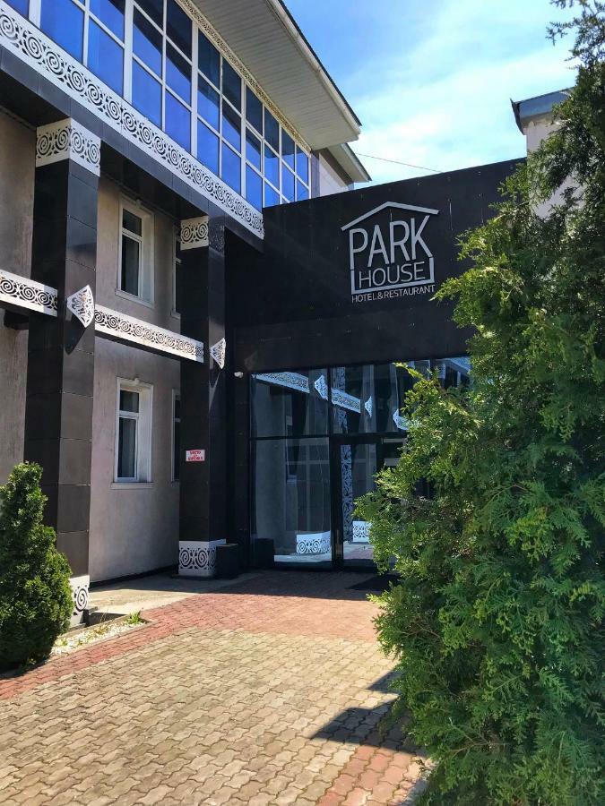 Hotel Park House Taldykorgan Exterior foto